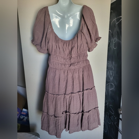 Streetwear Society Tan Ruffle Midi Dress, Size XL - Picture 3 of 4